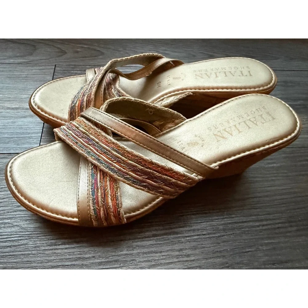 Italian Shoemakers Gold Metallic‎ Multi-Color Woven Wedge Sandals 9M